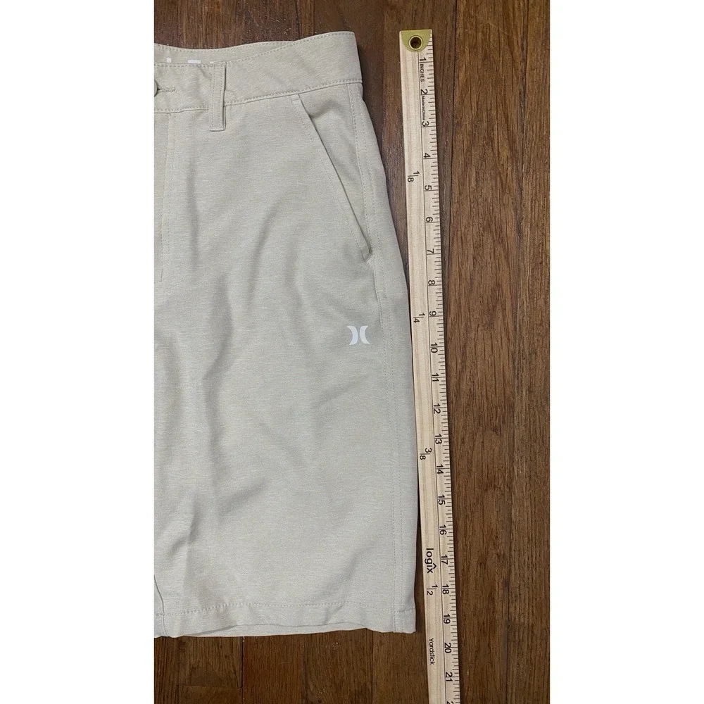 Hurley Hybrid Performance Shorts Sz 28 Khaki Quick Dry Walking Beach Resort Wear
